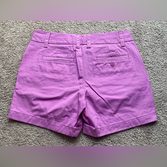 J. CREW BRIGHT LAVENDER CHINO 5” INSEAM SHORTS SIZE 2 - Picture 2 of 2